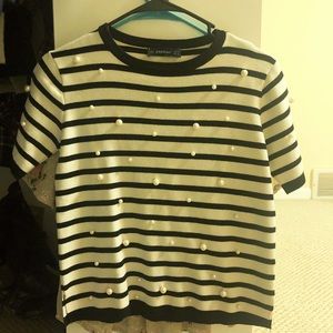Sweatshirt with pearls
